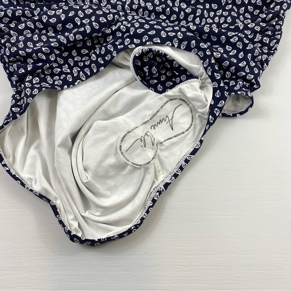 Anne Cole Women’s Plus Size Cottage Floral One-Piece‎ V-Front Swimsuit Sz 24W - Picture 8 of 10